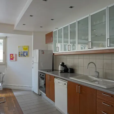 Daire Ideal For Exploring Paris